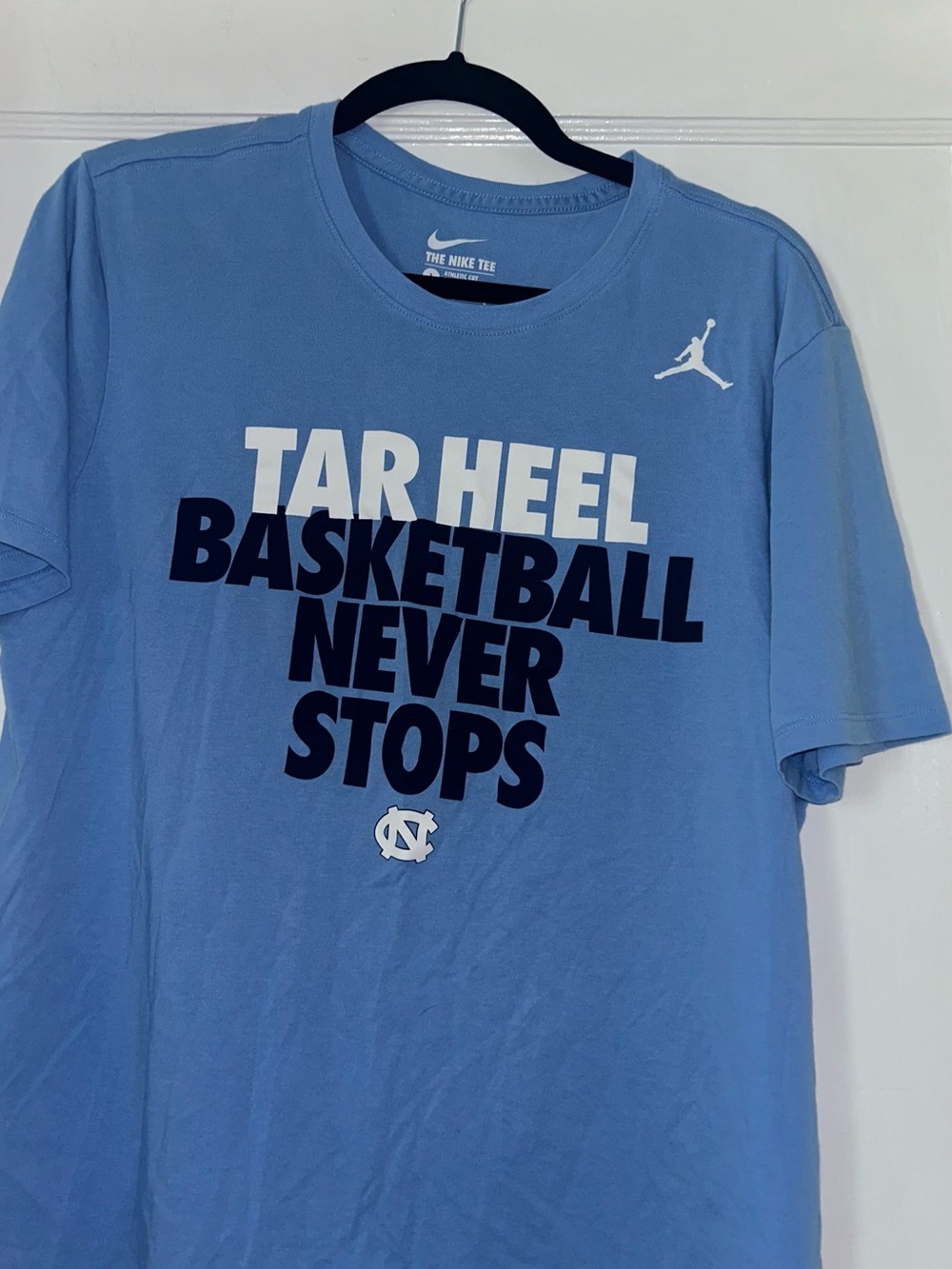 Nike Light Blue Tar Heel Basketball Graphic Tee with White Jumpman size large